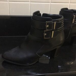 Anne klein iflex bootie